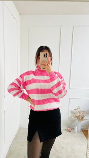 Súeter rayas cuello alto rosa/blanco