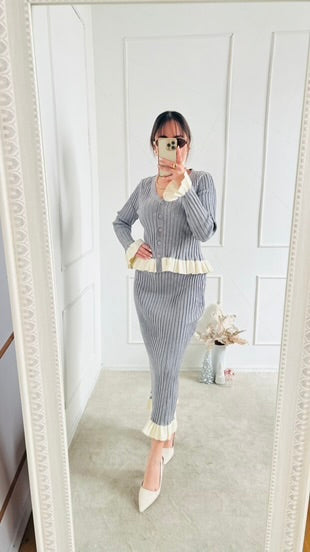 Conjunto olanes gris