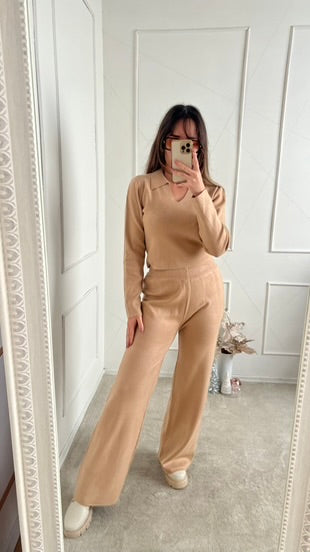 Conjunto sueter cuello nude