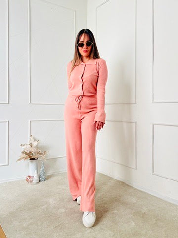 Conjunto sueter botones rosa