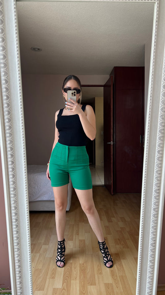 Short pinzas verde bandera