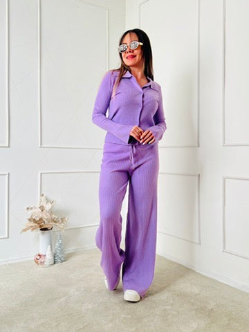 Conjunto sueter botones lila