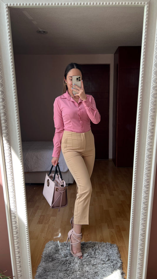 Camisa básica rosa claro