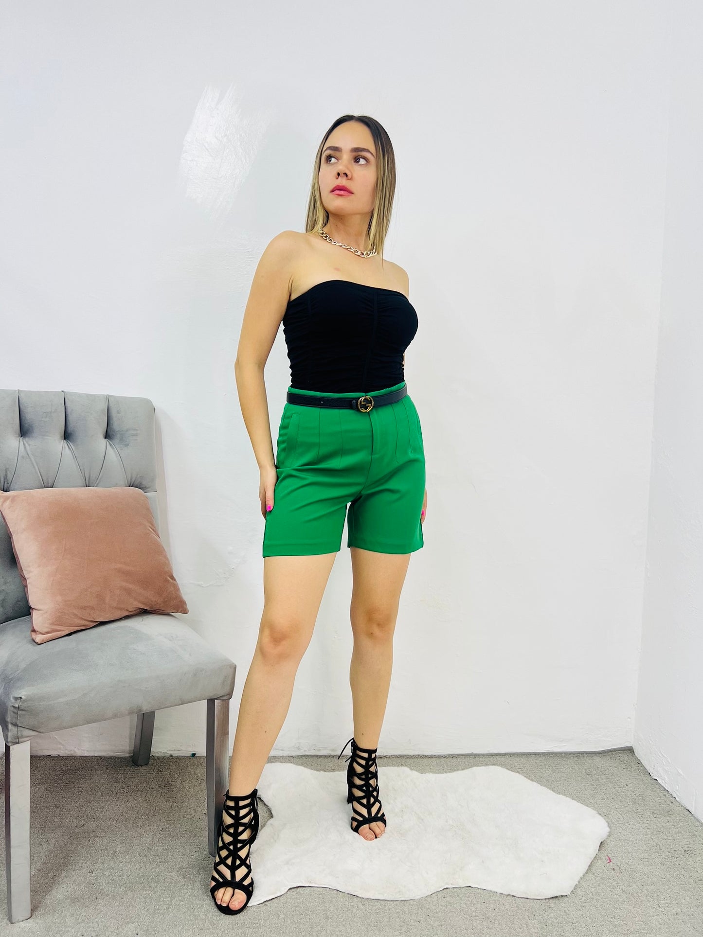 Short pinzas verde bandera